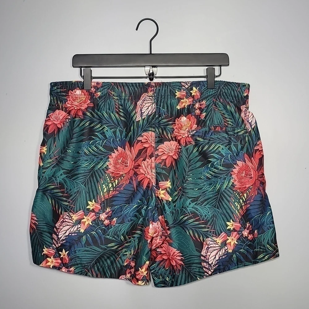H&M Men's Hawaiian Swim Trunks